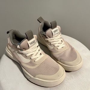 Vans UltraRange EXO Sneakers